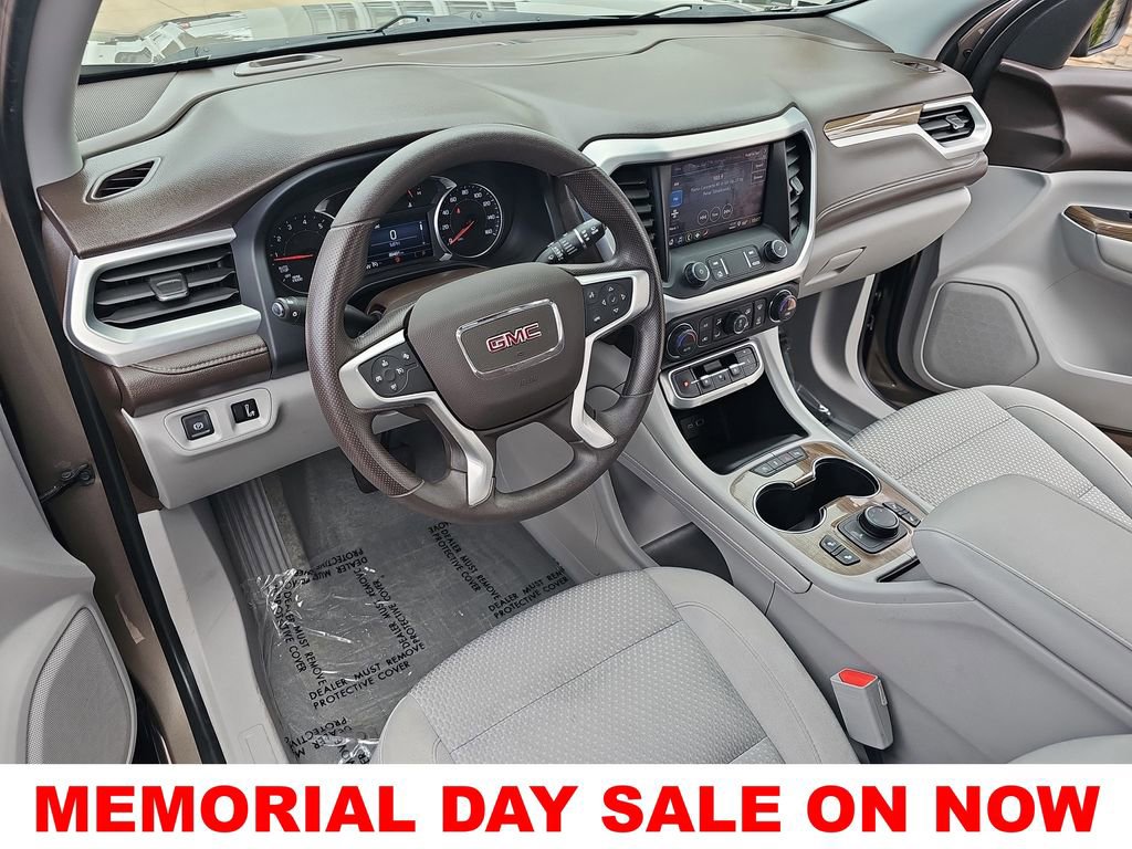 Used 2023 GMC Acadia SLE w/ Driver Convenience Package AWD/4WD image 17