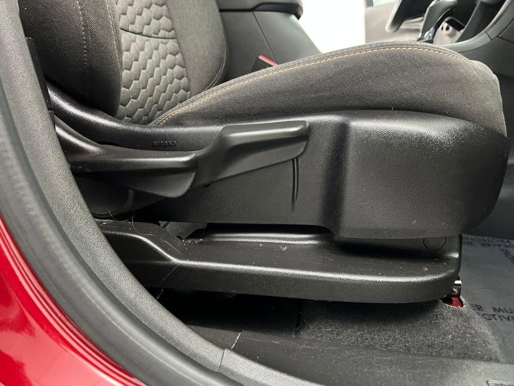 Used 2020 Chevrolet Equinox LT image 23