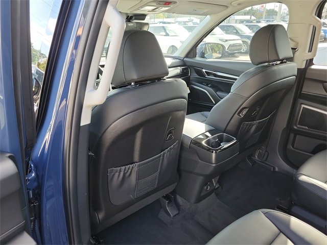 New 2025 Kia Telluride S image 17