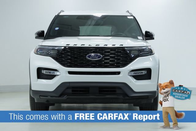 Used 2024 Ford Explorer ST-Line w/ Class IV Trailer Tow Package image 2