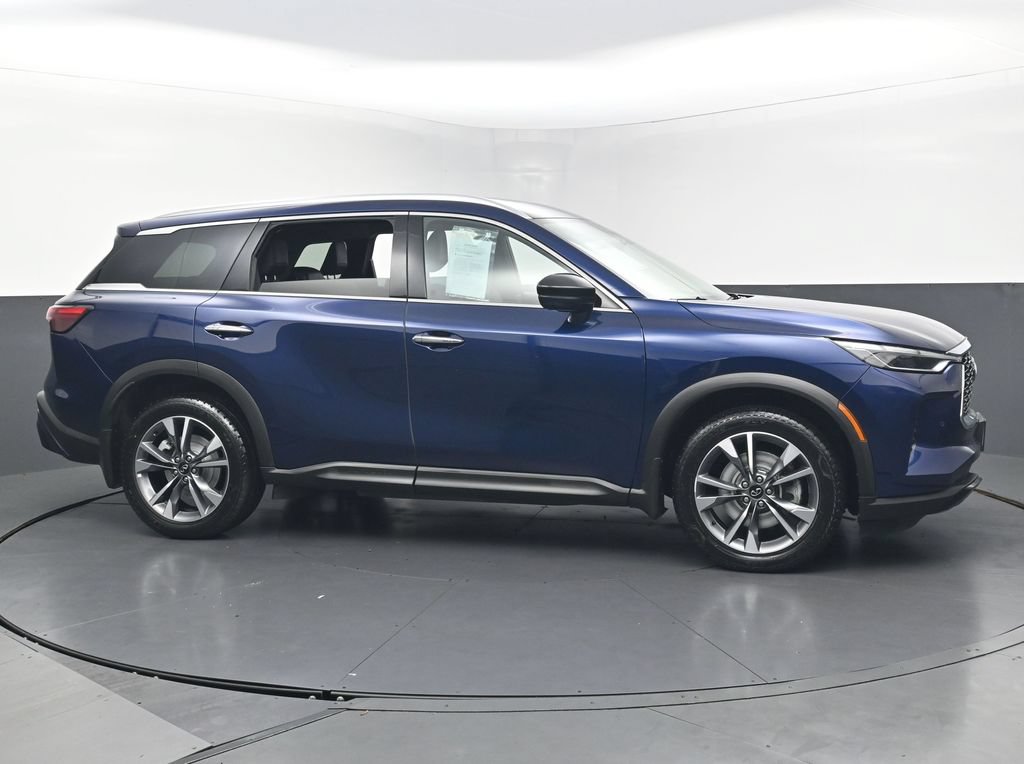 Used 2025 INFINITI QX60 Luxe AWD/4WD image 6