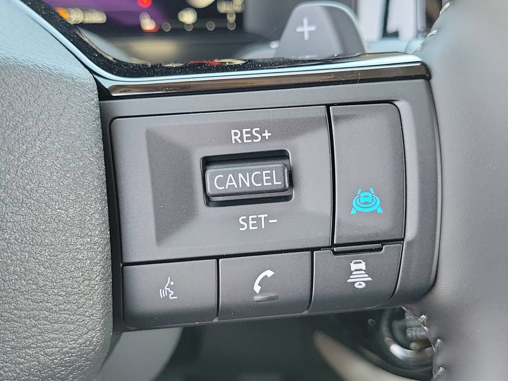 New 2026 Nissan Pathfinder SL w/ SL Premium Package (P04) FWD image 6