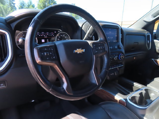 Used 2020 Chevrolet Silverado 3500 High Country w/ Z71 Off-Road Package AWD/4WD image 17