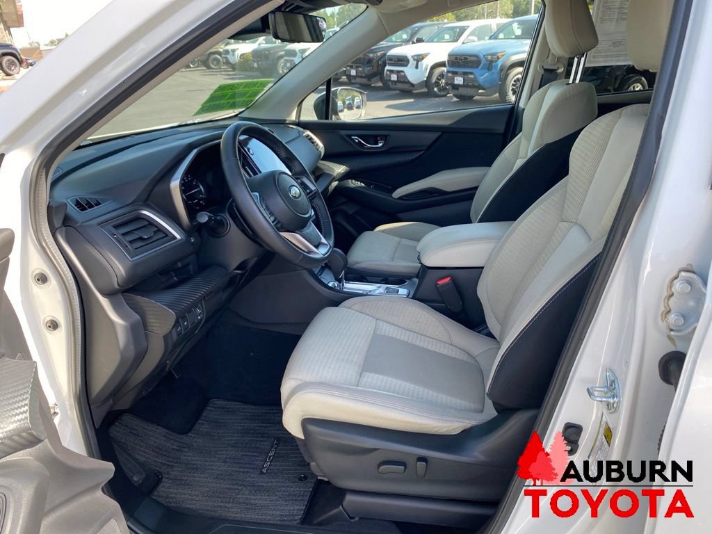 Used 2025 Subaru Ascent Premium AWD/4WD image 32