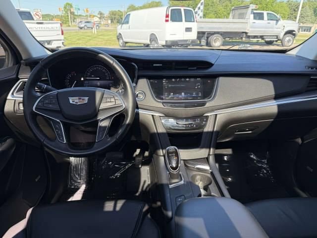 Used 2019 Cadillac XT5 Premium Luxury AWD/4WD image 19