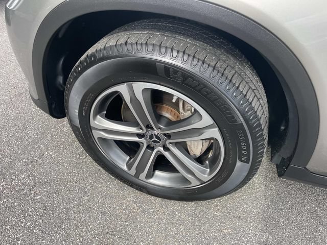 Used 2019 Mercedes-Benz GLC 300 4MATIC image 15