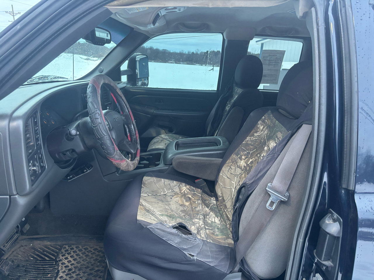 Used 2006 GMC Sierra 2500 SLE w/ Onstar Plus Package image 16