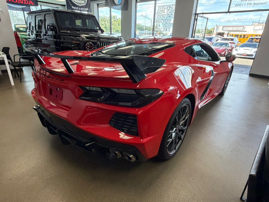 Used 2024 Chevrolet Corvette Stingray Coupe RWD image 23