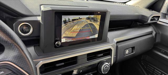 Certified 2025 Toyota 4Runner SR5 AWD/4WD image 14
