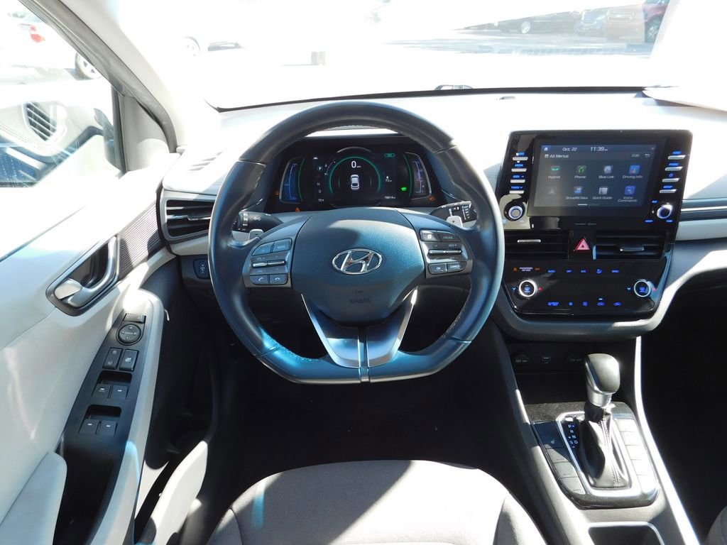 Used 2020 Hyundai Ioniq SE image 8