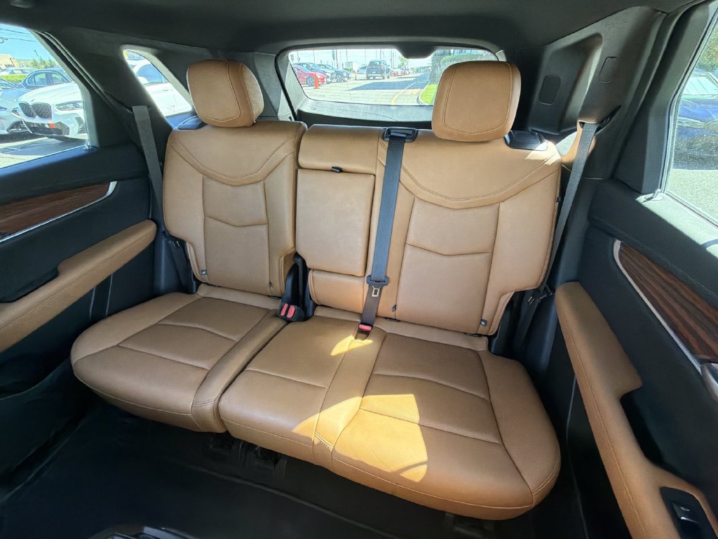 Used 2024 Cadillac XT5 Premium Luxury w/ Technology Package AWD/4WD image 21