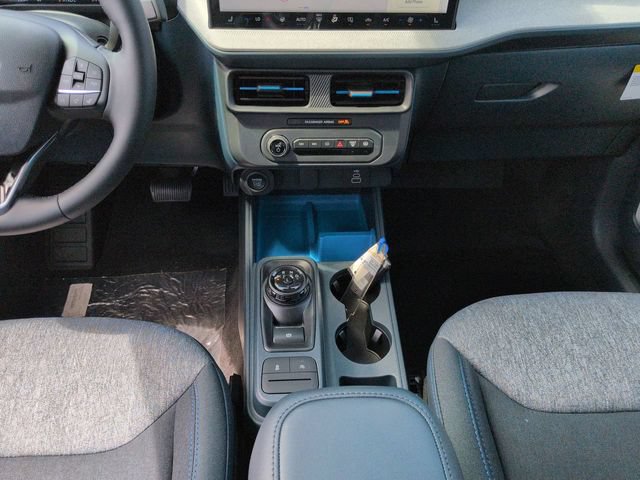 New 2026 Ford Maverick XLT w/ XLT Luxury Package FWD image 19