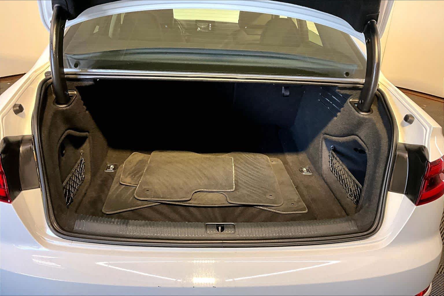Used 2018 Audi A4 2.0T Premium w/ Convenience Package AWD/4WD image 35