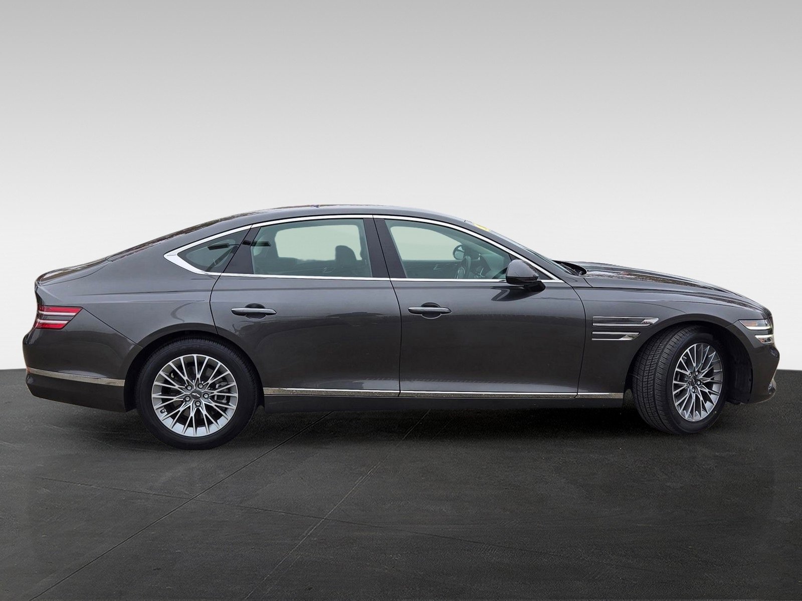 Used 2023 Genesis G80 2.5T image 4