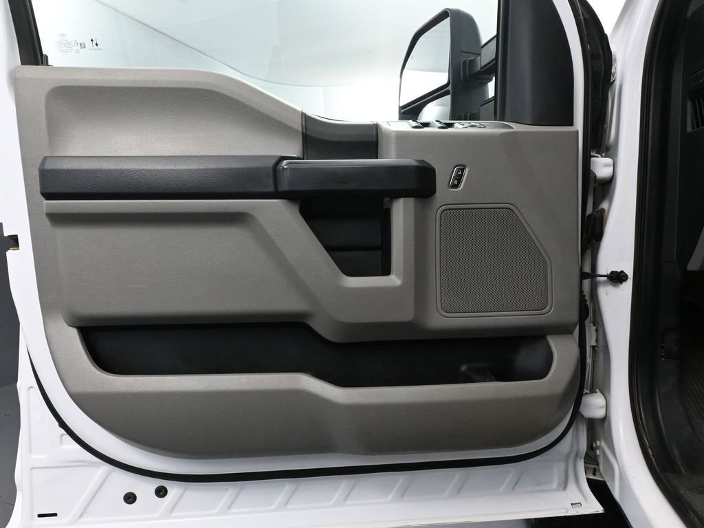 Used 2021 Ford F250 XL w/ Power Equipment Group image 20
