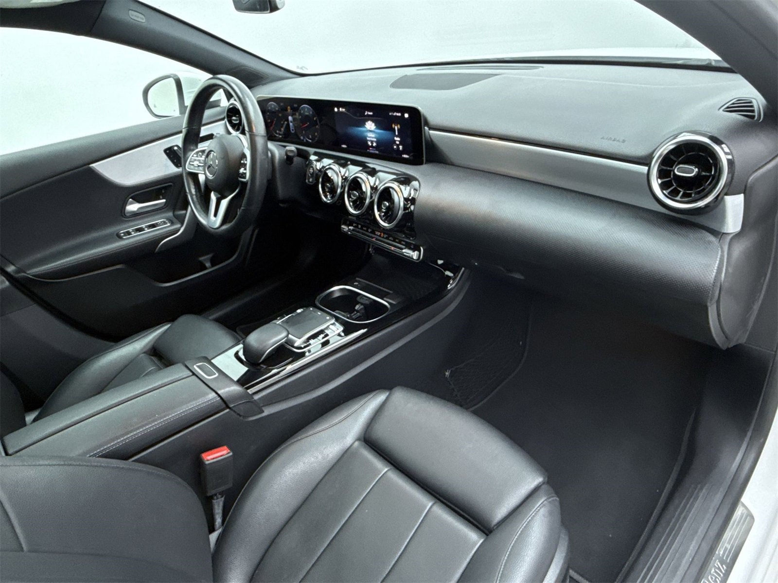 Used 2019 Mercedes-Benz A 220 A 220 w/ Premium Package image 15