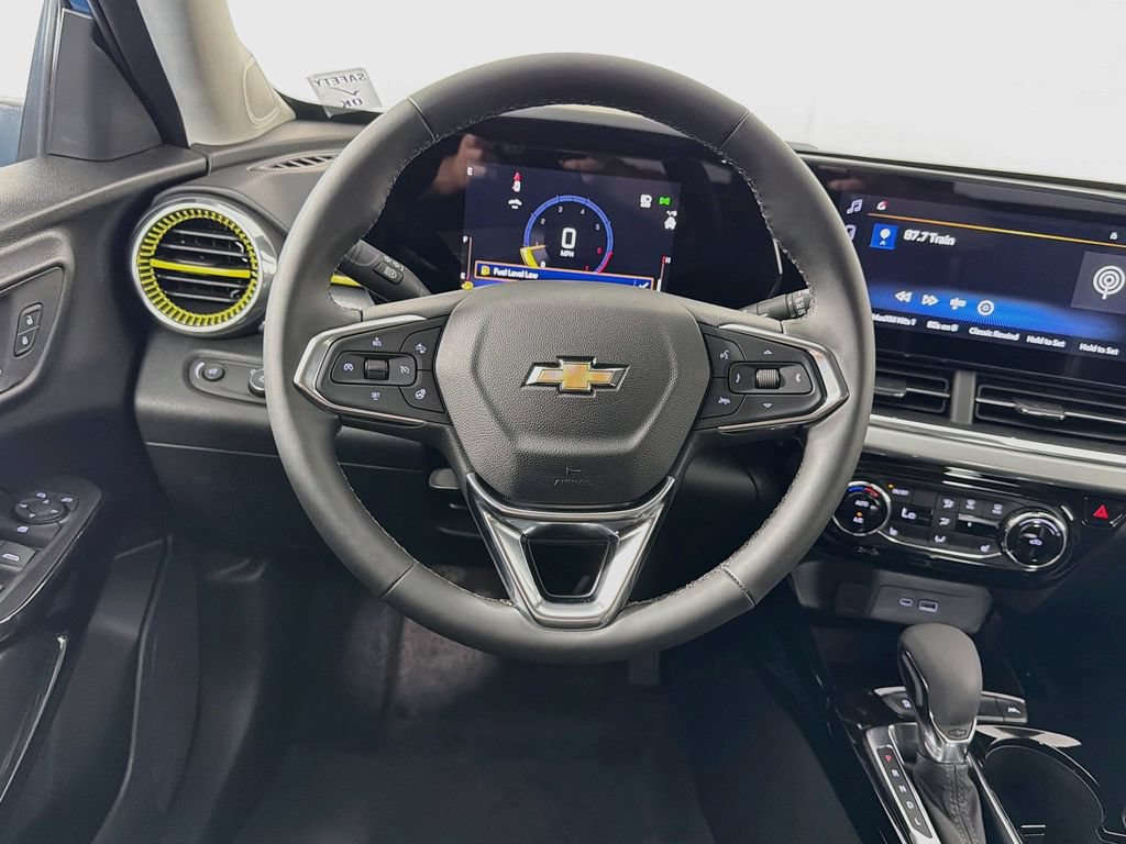 New 2026 Chevrolet Trax LT w/ Driver Confidence Package FWD image 11