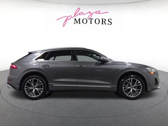 Certified 2025 Audi Q8 Premium w/ Convenience Package AWD/4WD image 4