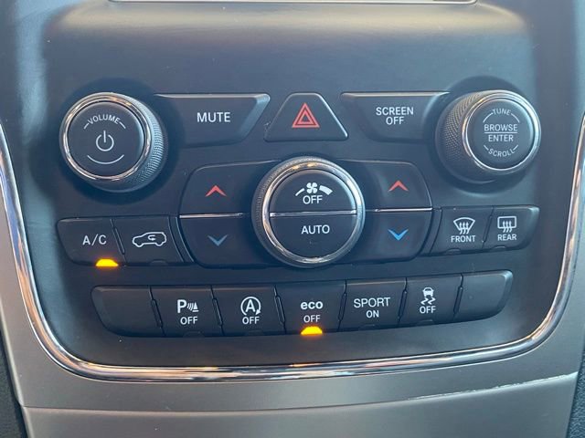Used 2018 Jeep Grand Cherokee Laredo image 23