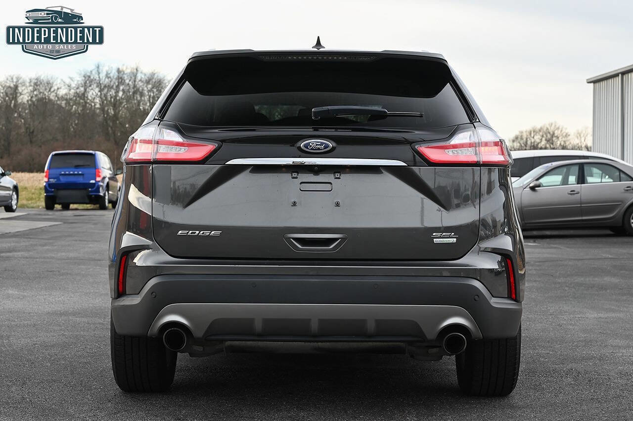 Used 2019 Ford Edge SEL w/ Equipment Group 201A image 3