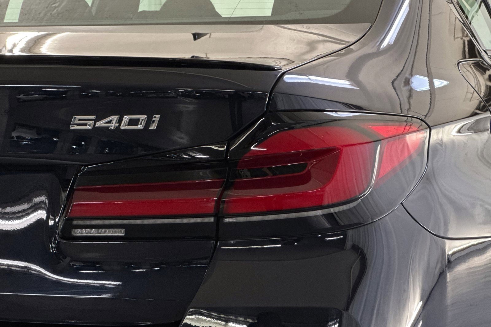 Certified 2023 BMW 540i w/ M Sport Package image 12