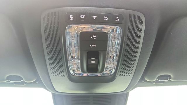 Used 2025 Mercedes-Benz GLS 450 4MATIC image 64