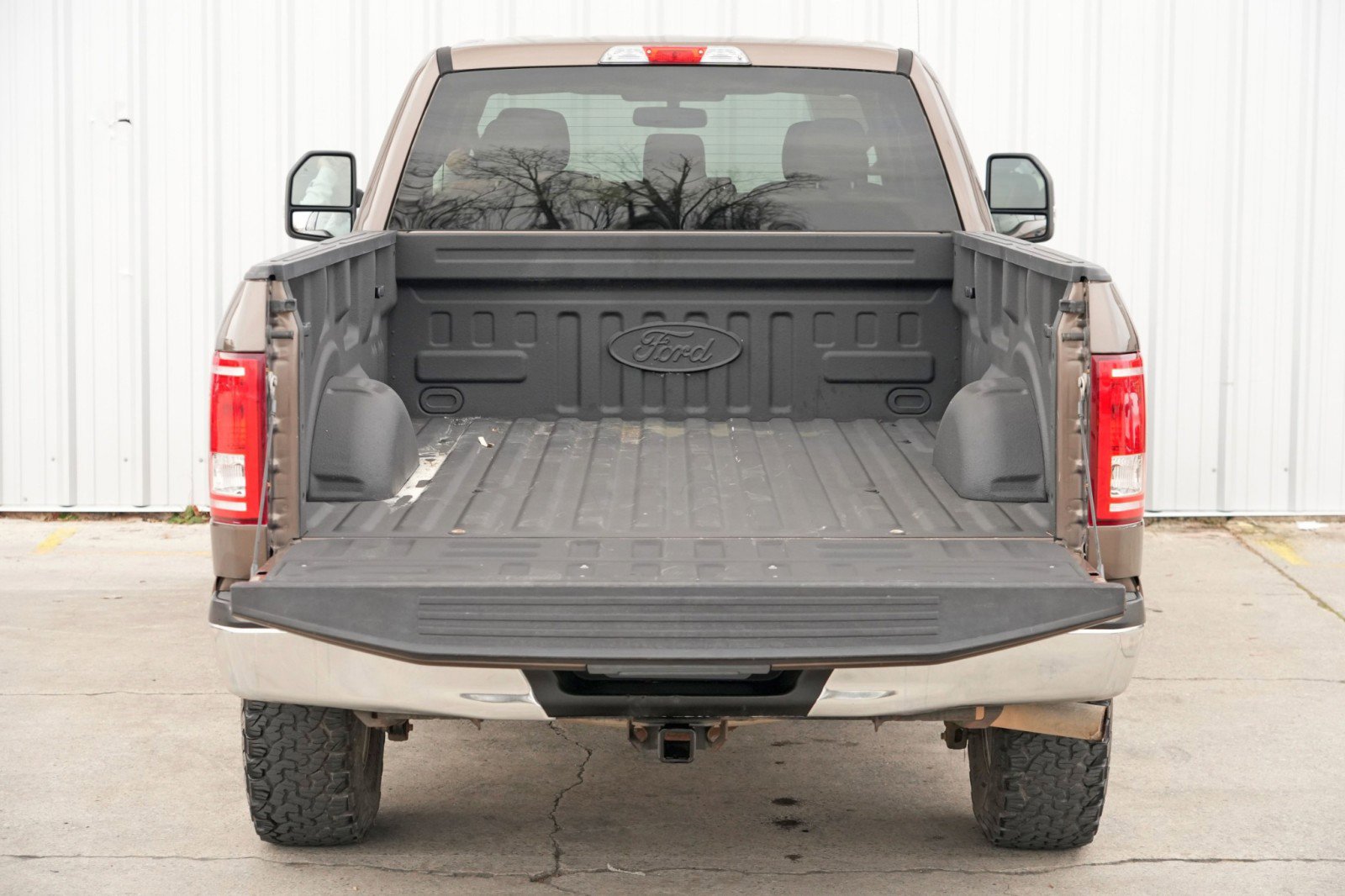 Used 2016 Ford F150 XLT w/ Equipment Group 301A Mid image 9