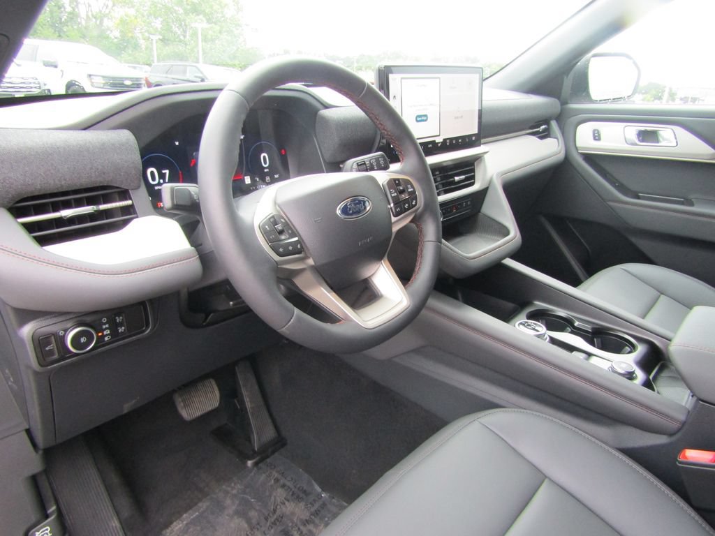 New 2027 Ford Explorer Active w/ Active Comfort Package AWD/4WD image 14
