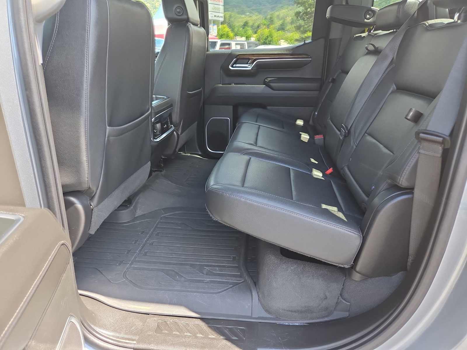 Used 2023 GMC Sierra 1500 Elevation w/ Elevation Premium Package AWD/4WD image 21