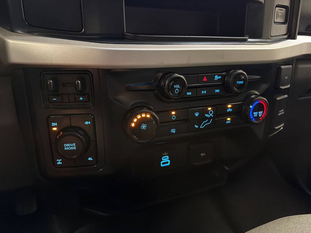Used 2025 Ford F250 XLT w/ FX4 Off-Road Package AWD/4WD image 21