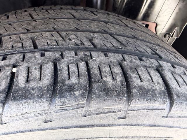 Used 2018 Ford Explorer Limited image 37