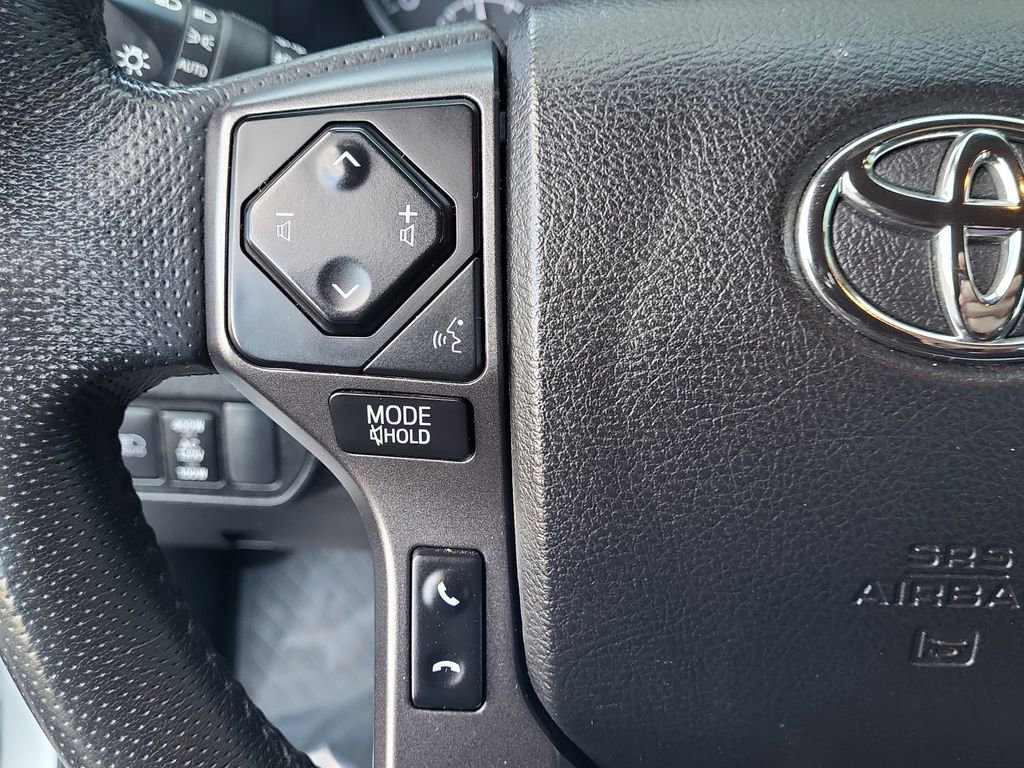 Used 2023 Toyota Tacoma TRD Off-Road image 23