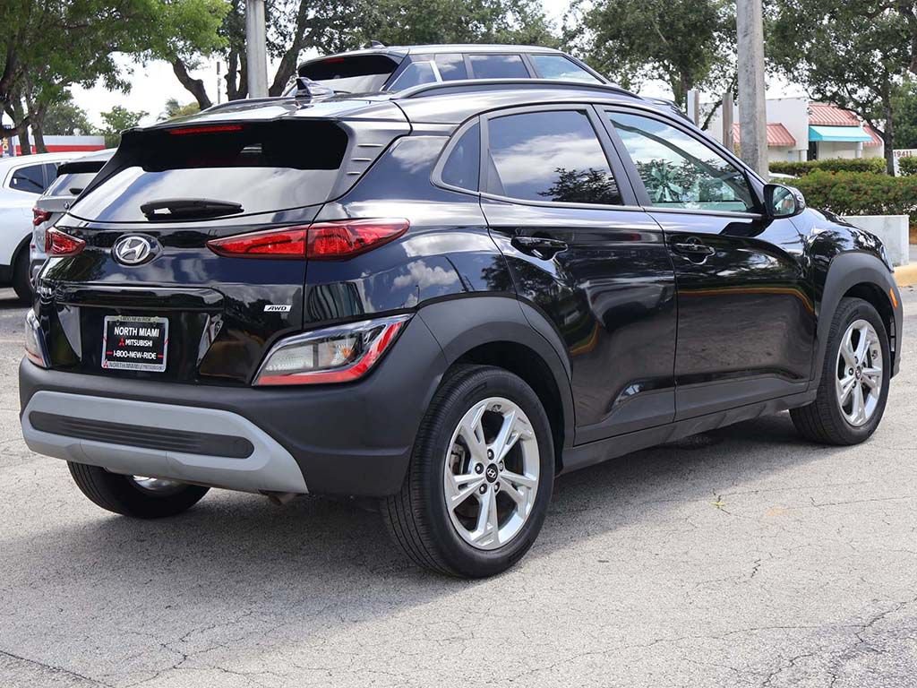 Used 2023 Hyundai Kona SEL w/ Cargo Package AWD/4WD image 9