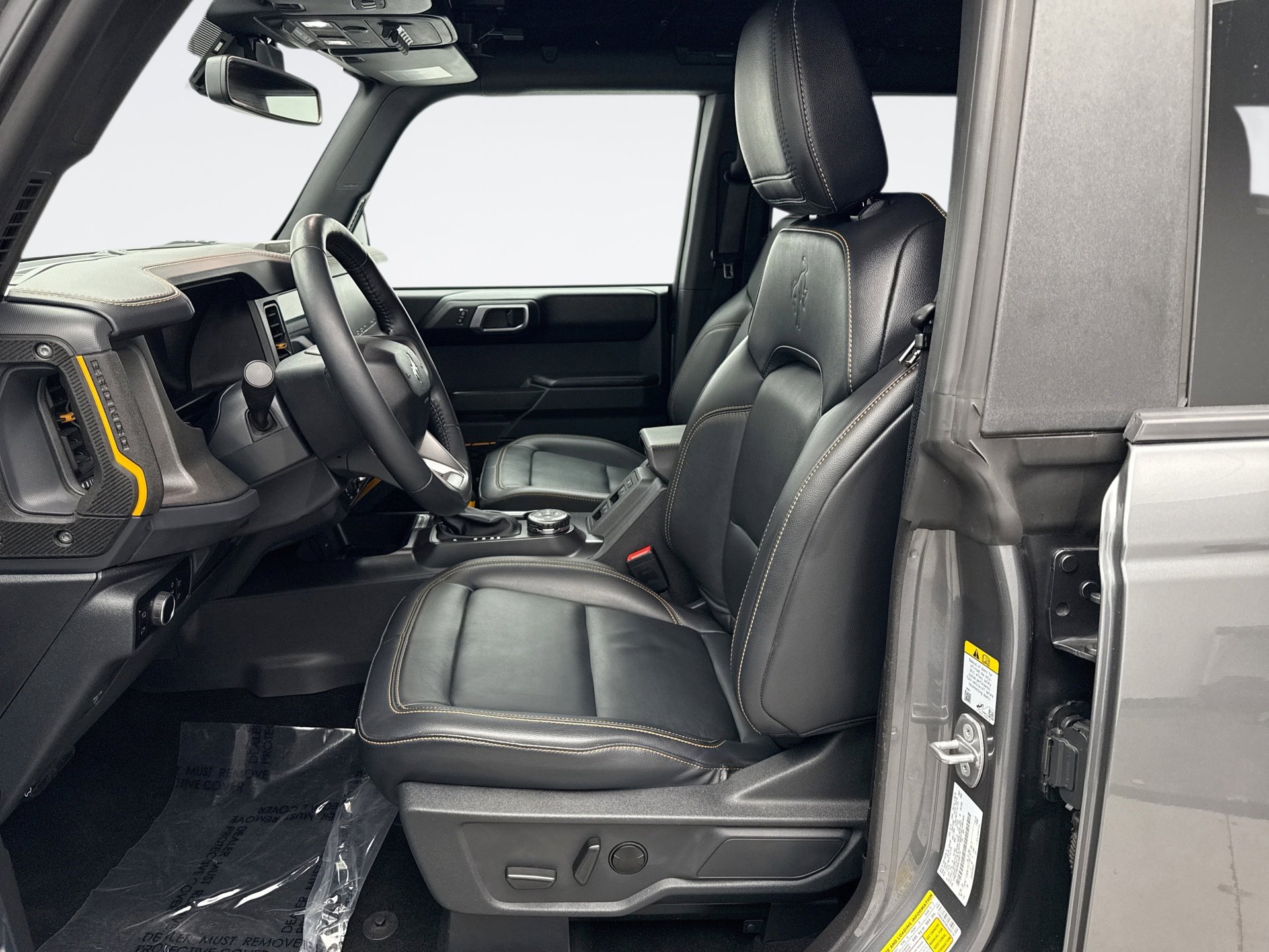 Used 2024 Ford Bronco Badlands image 11