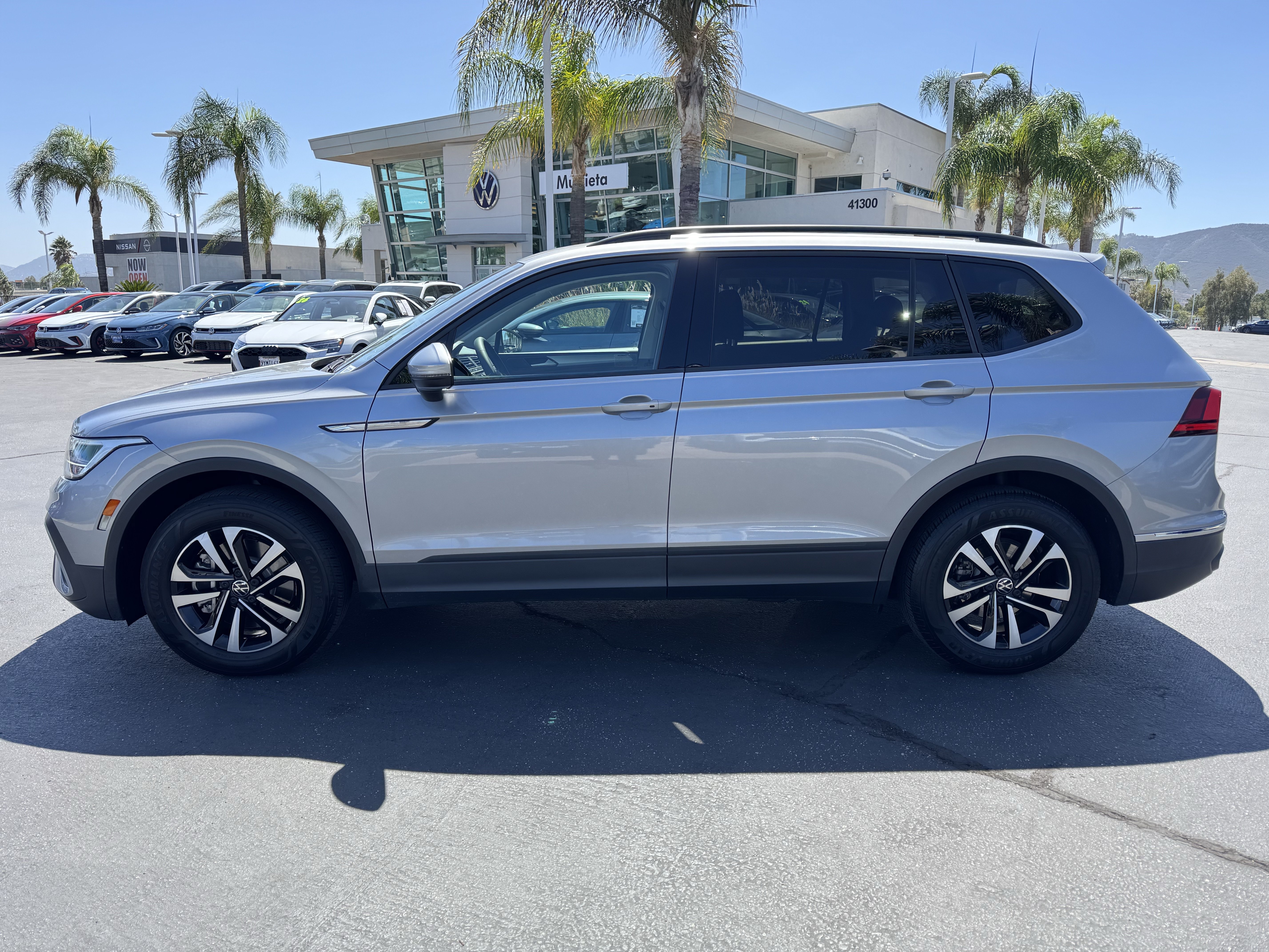 Used 2024 Volkswagen Tiguan S FWD image 5