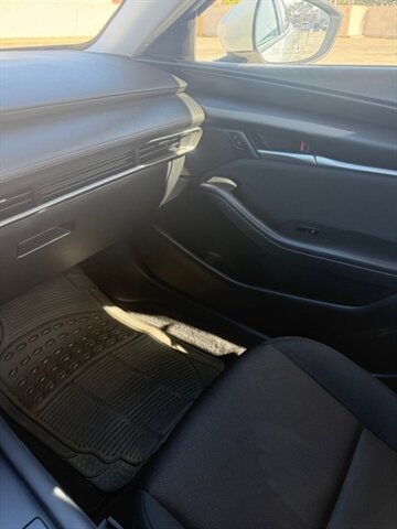 Used 2021 MAZDA MAZDA3 s FWD image 18