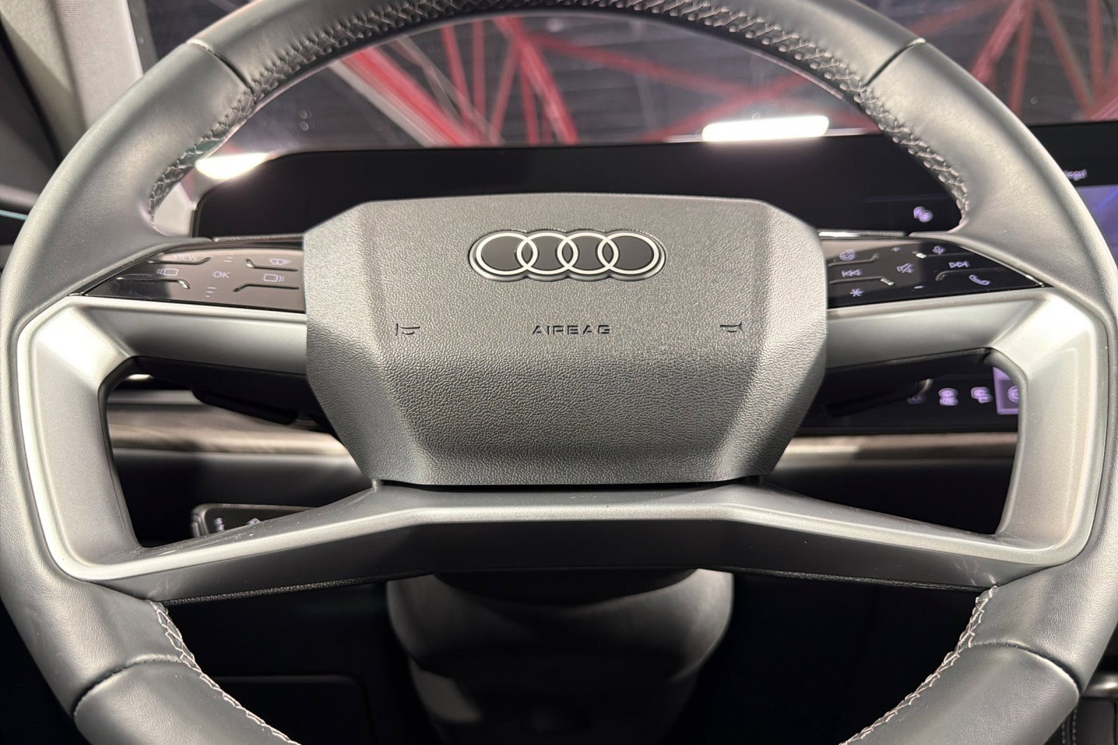 Used 2025 Audi Q5 Premium Plus w/ Premium Plus AWD/4WD image 23
