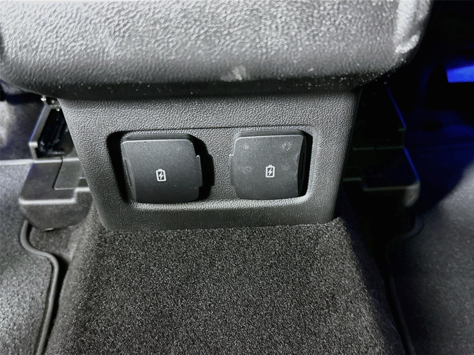 Used 2025 Lincoln Corsair Reserve w/ Equipment Group 202A FWD image 29