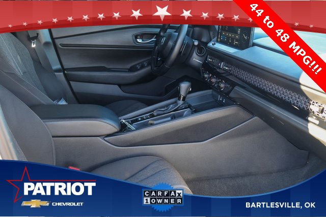 Used 2025 Honda Accord Sport image 16