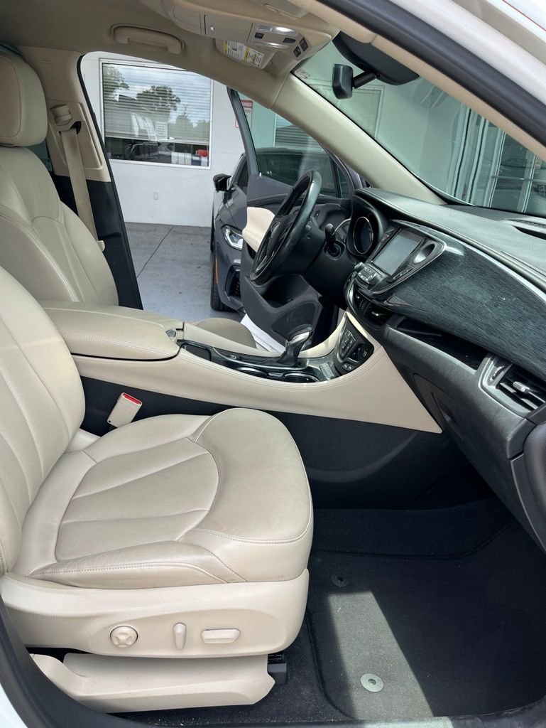 Used 2017 Buick Envision Essence FWD image 26
