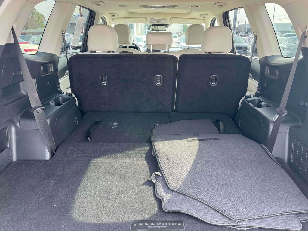 Used 2022 Kia Telluride EX image 8