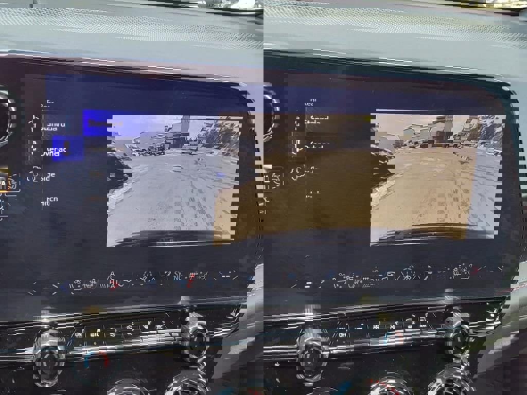 New 2025 Chevrolet Blazer EV RS image 24