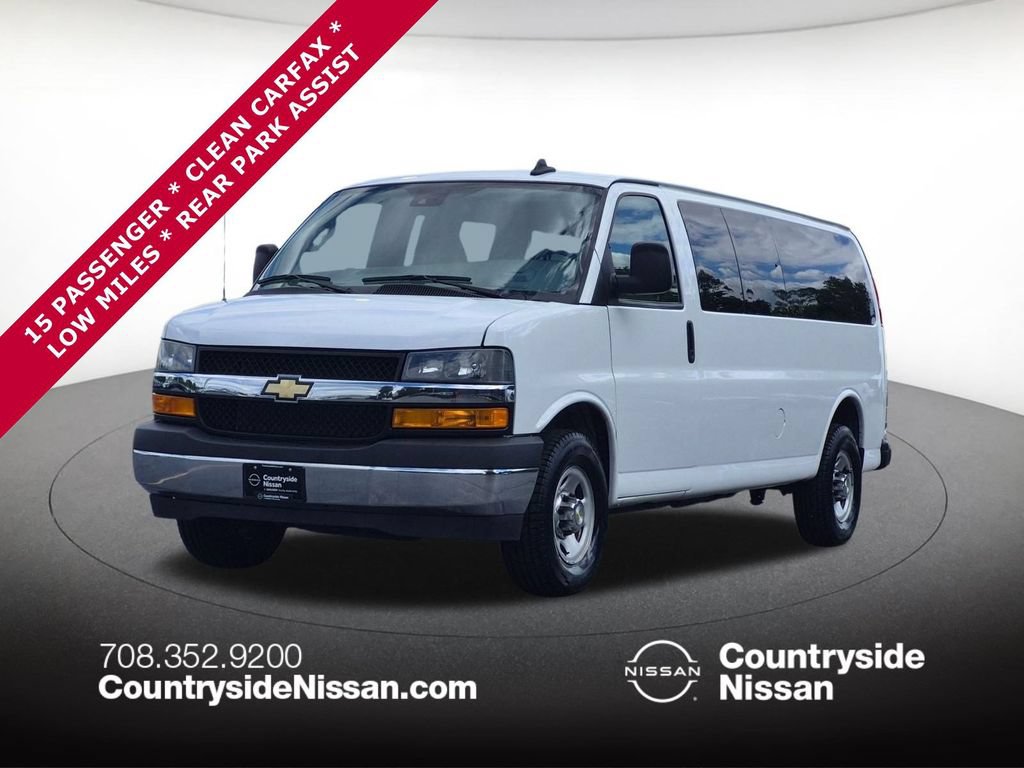 Used 2024 Chevrolet Express 3500 LT w/ LT Preferred Equipment Group RWD image 1