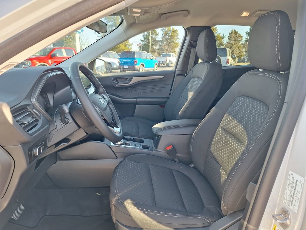 New 2026 Ford Escape Active w/ Tech Pack #1 AWD/4WD image 4
