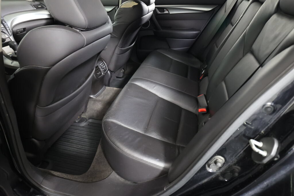 Used 2010 Acura TL w/ Technology Package FWD image 17