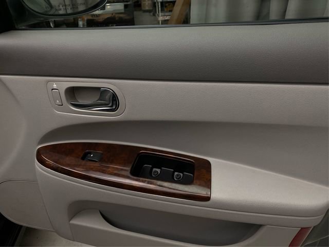 Used 2008 Buick LaCrosse CX FWD image 25