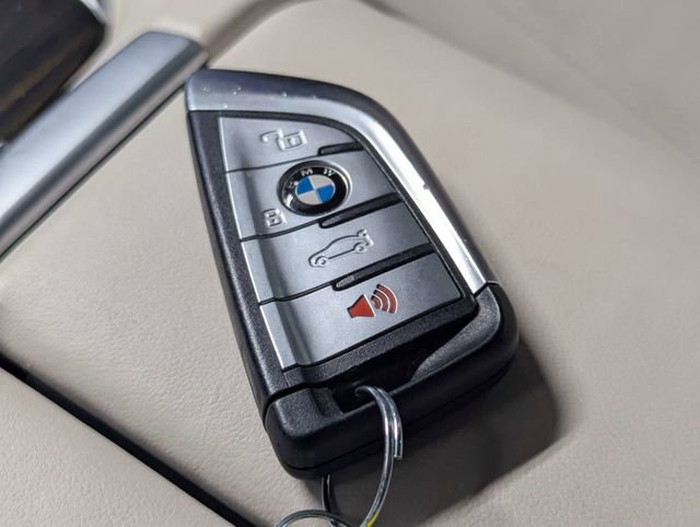 Used 2023 BMW X5 xDrive40i AWD/4WD image 25