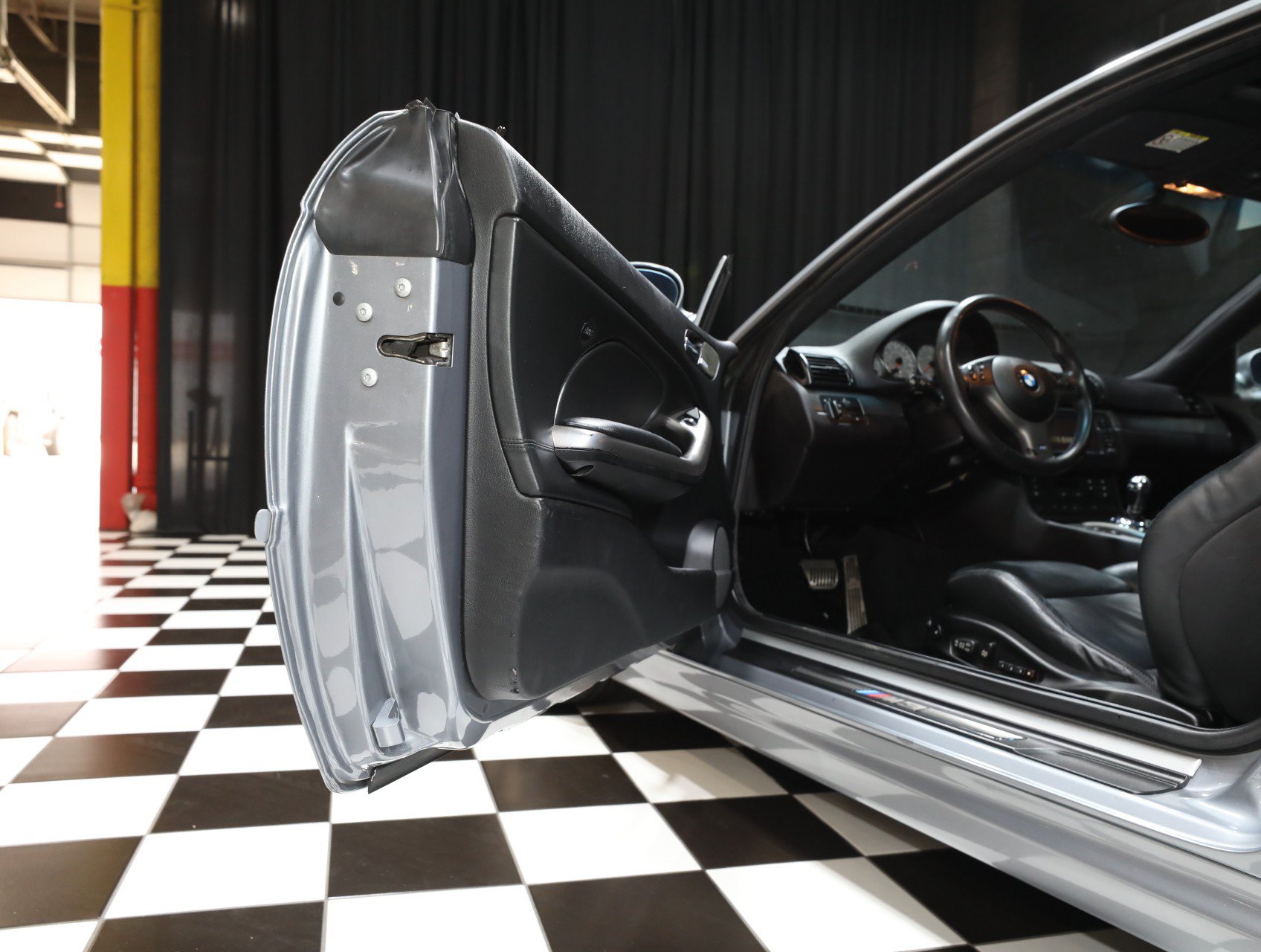 Used 2004 BMW M3 Coupe RWD image 47