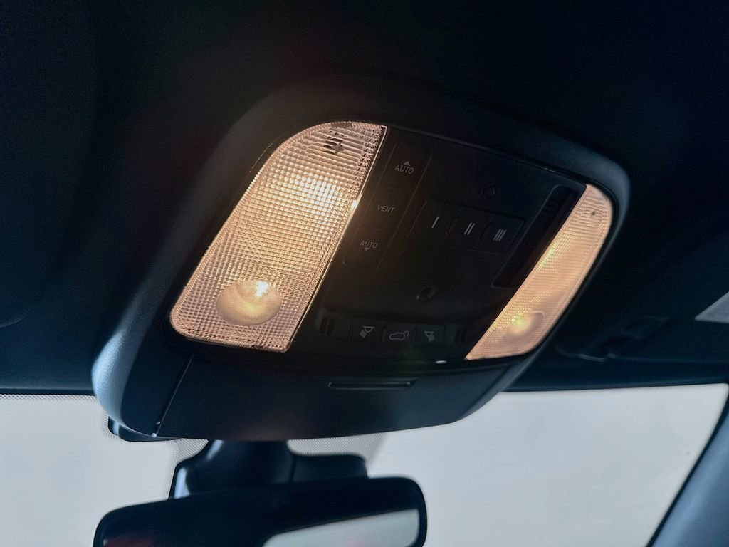 Used 2024 Dodge Durango GT image 34