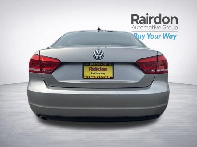 Used 2014 Volkswagen Passat 1.8T SE FWD image 6